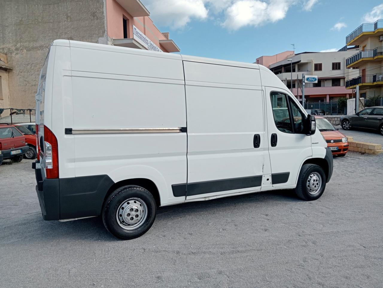Peugeot boxer