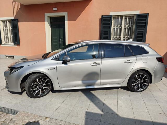 TOYOTA Corolla Touring Sports 2.0 Hybrid Lounge