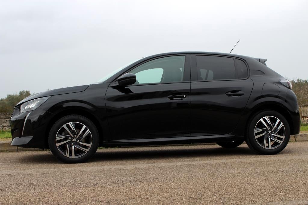 PEUGEOT 208 BlueHDi 100 CV Allure *Pelle *CarPlay