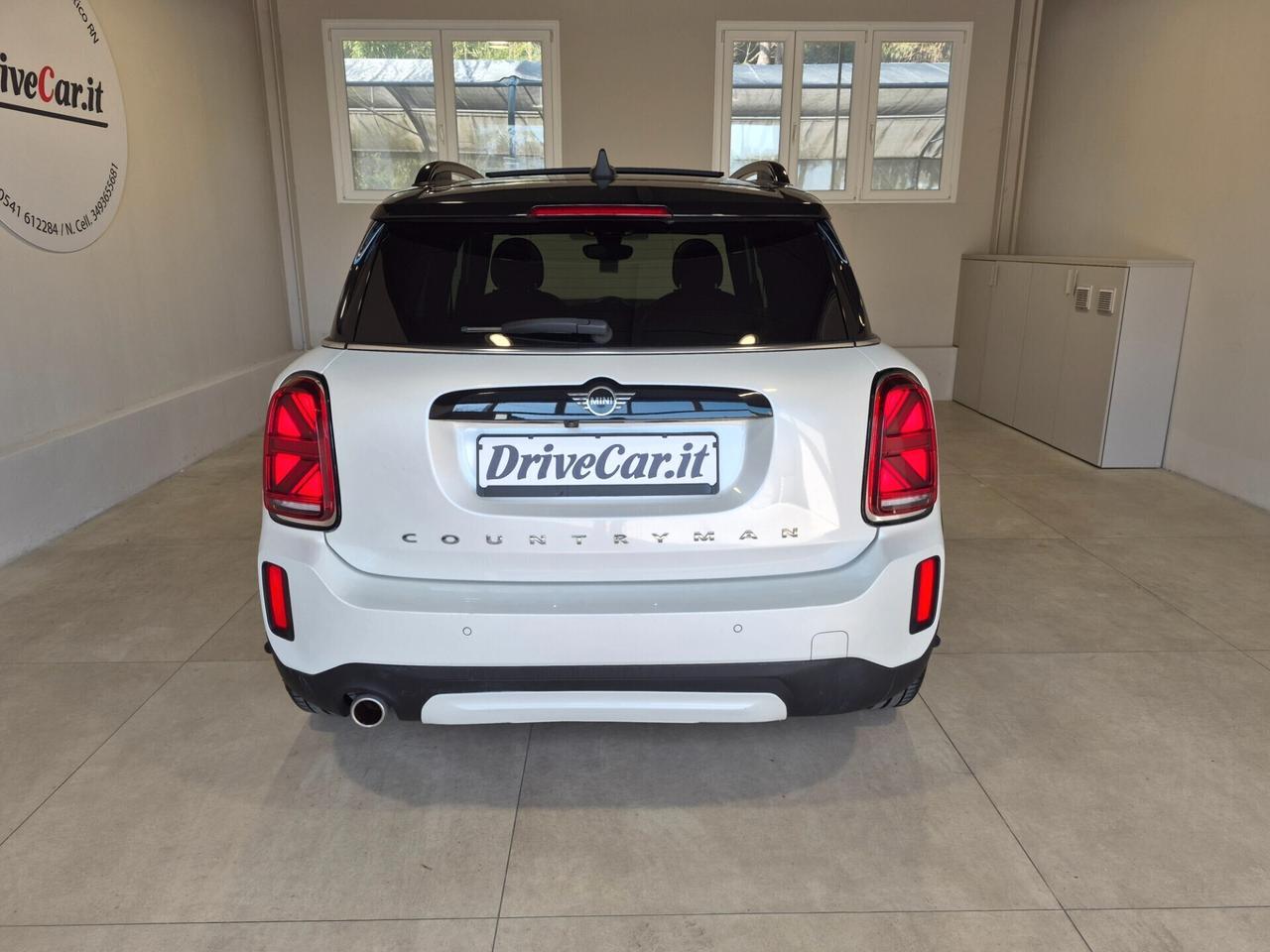 MINI Cooper Countryman PELLE TETTO LED NAVI APPLE CARPLAY RETROCAM.