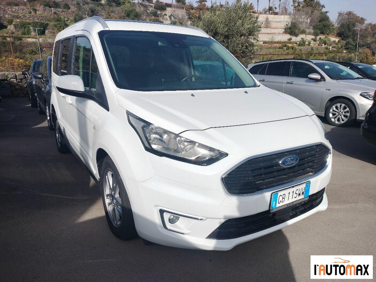 FORD - Tourneo Connect - 1.5 TDCi 120CV aut. Tit.