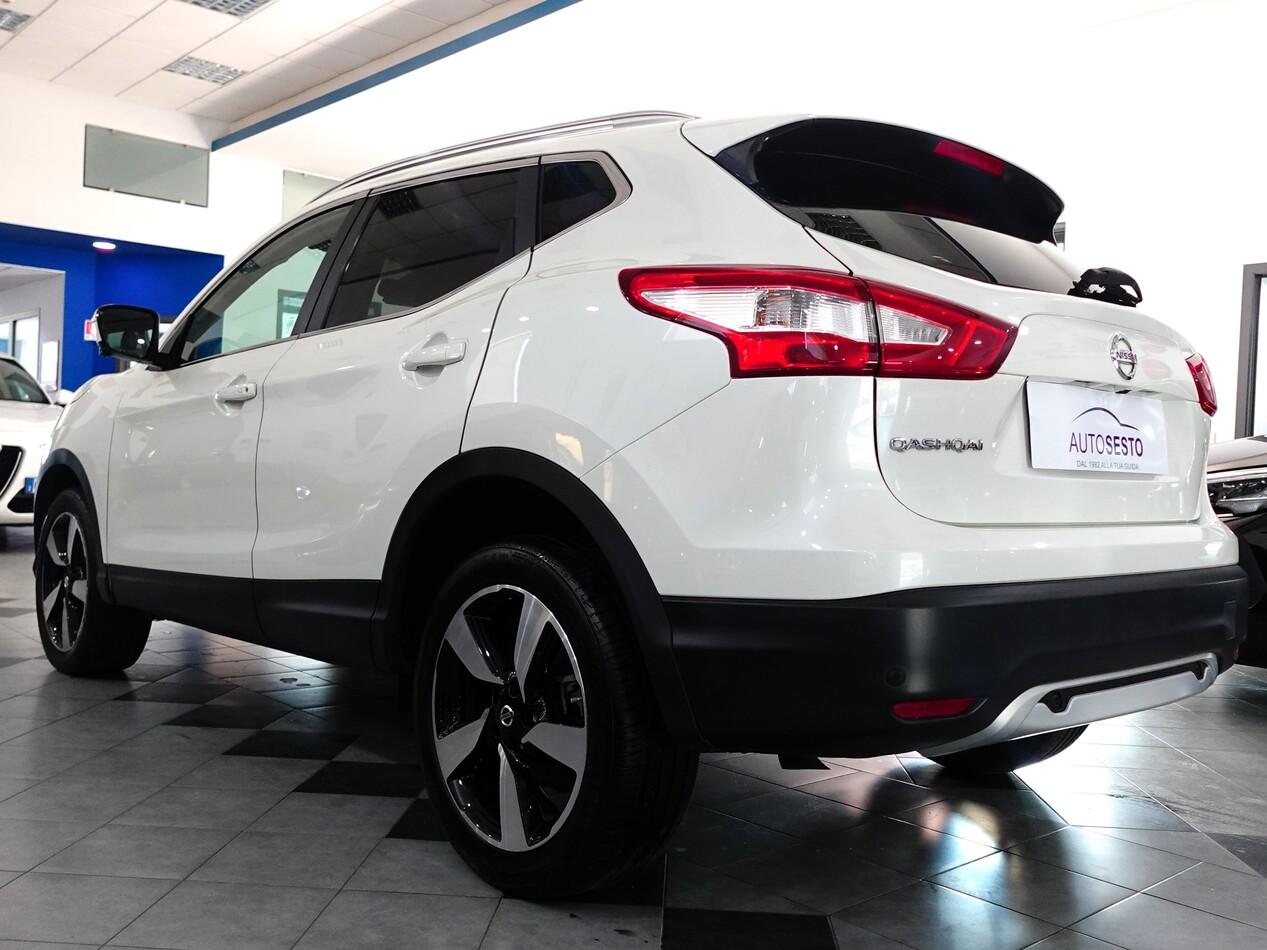 Nissan Qashqai 1.6 DCI 130 CV 4WD 360