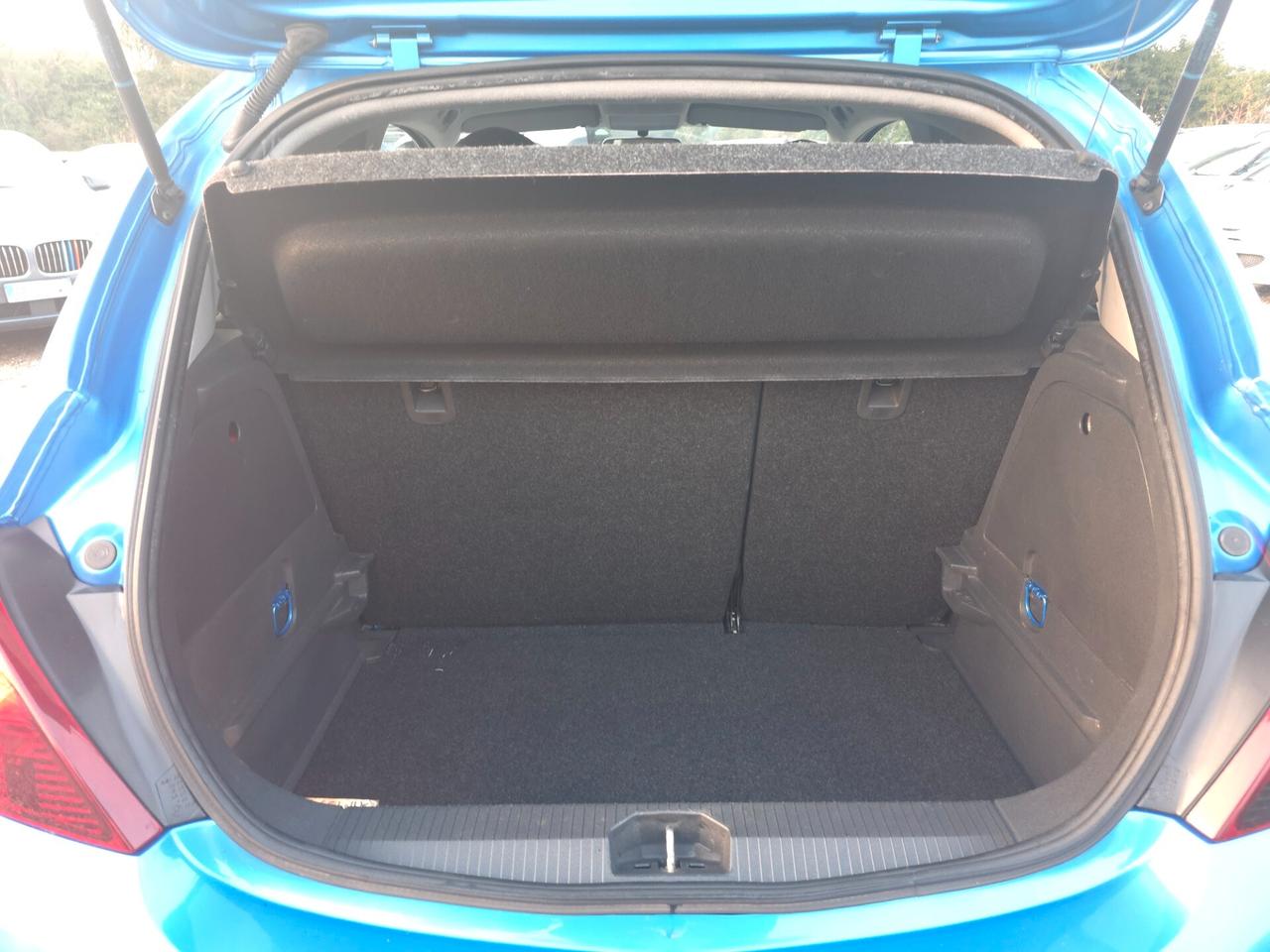 Opel Corsa 1.6 T 192CV 3 porte OPC