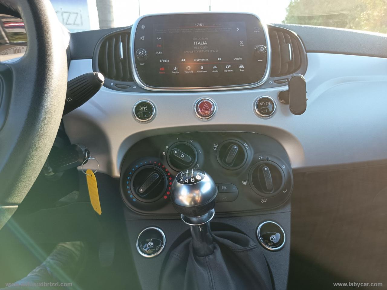 FIAT 500 1.0 Hybrid Connect