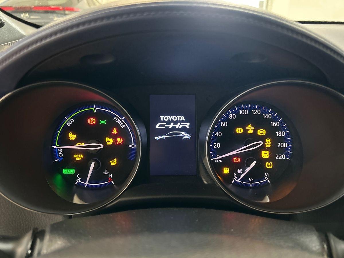 TOYOTA C-HR (2016-2023) - C-HR 2.0 Hybrid E-CVT Trend