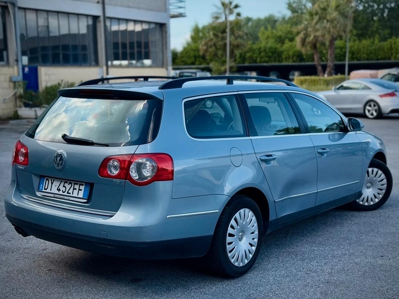 Volkswagen Passat 2.0 TDI DPF Var. Comfortline