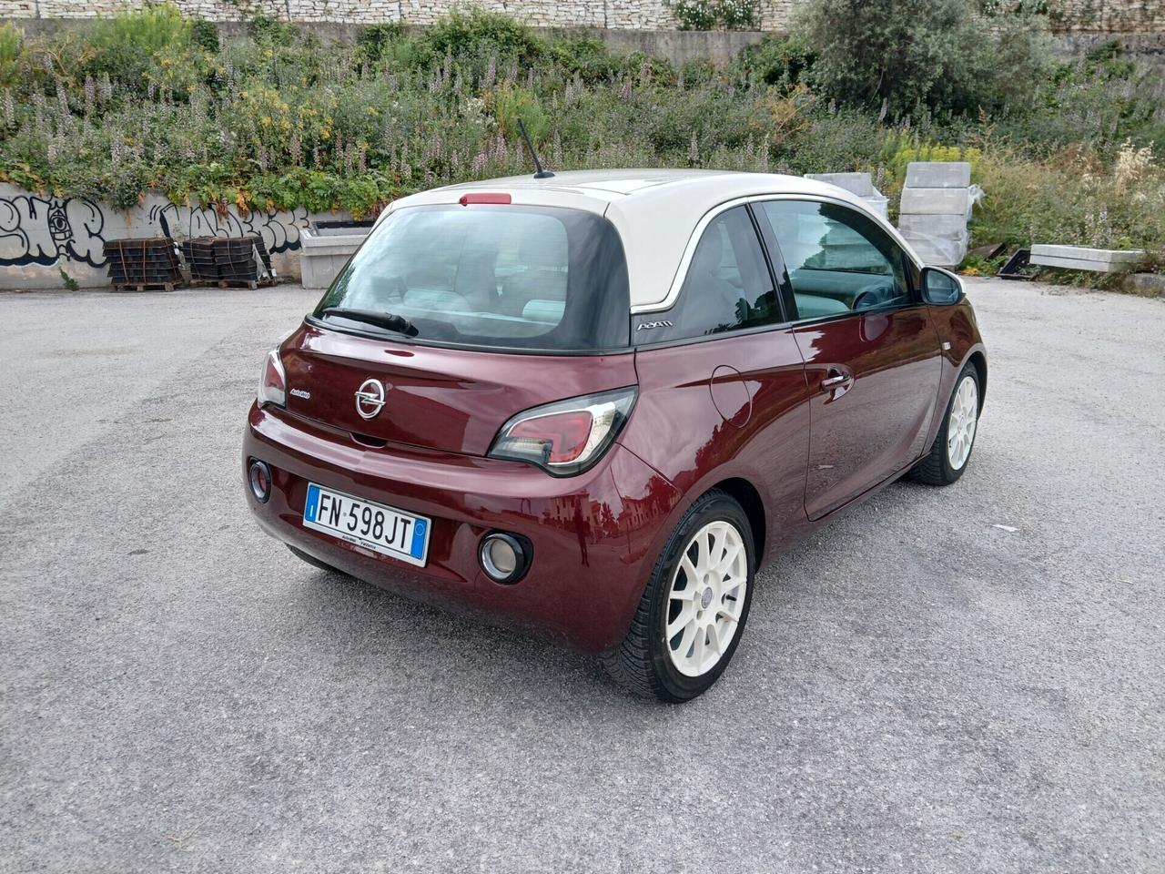 Opel Adam 1.2 Glam