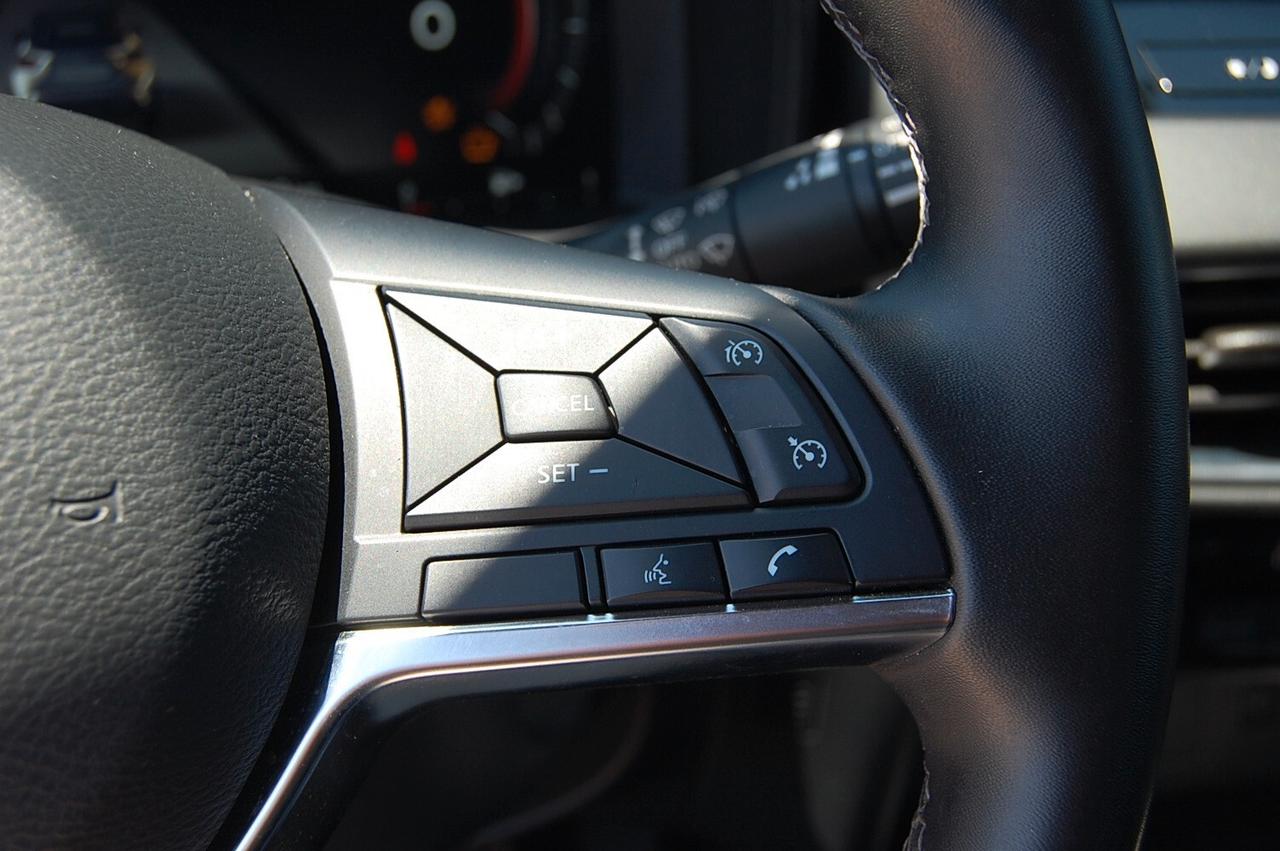 Nissan Juke 1.0 DIG-T 114 CV N-Connecta