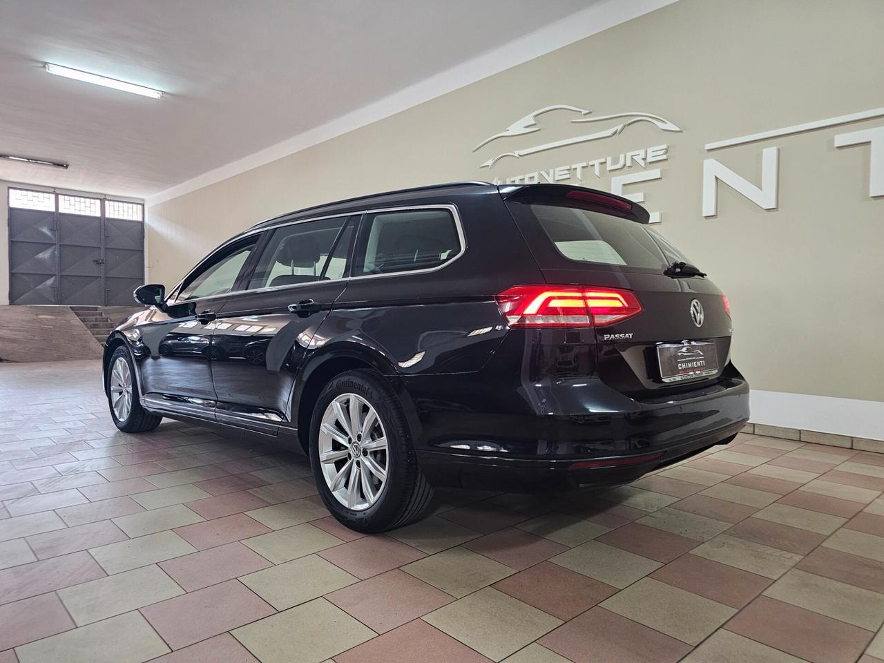 Volkswagen Passat Variant 1.6 TDI SCR DSG Business BMT