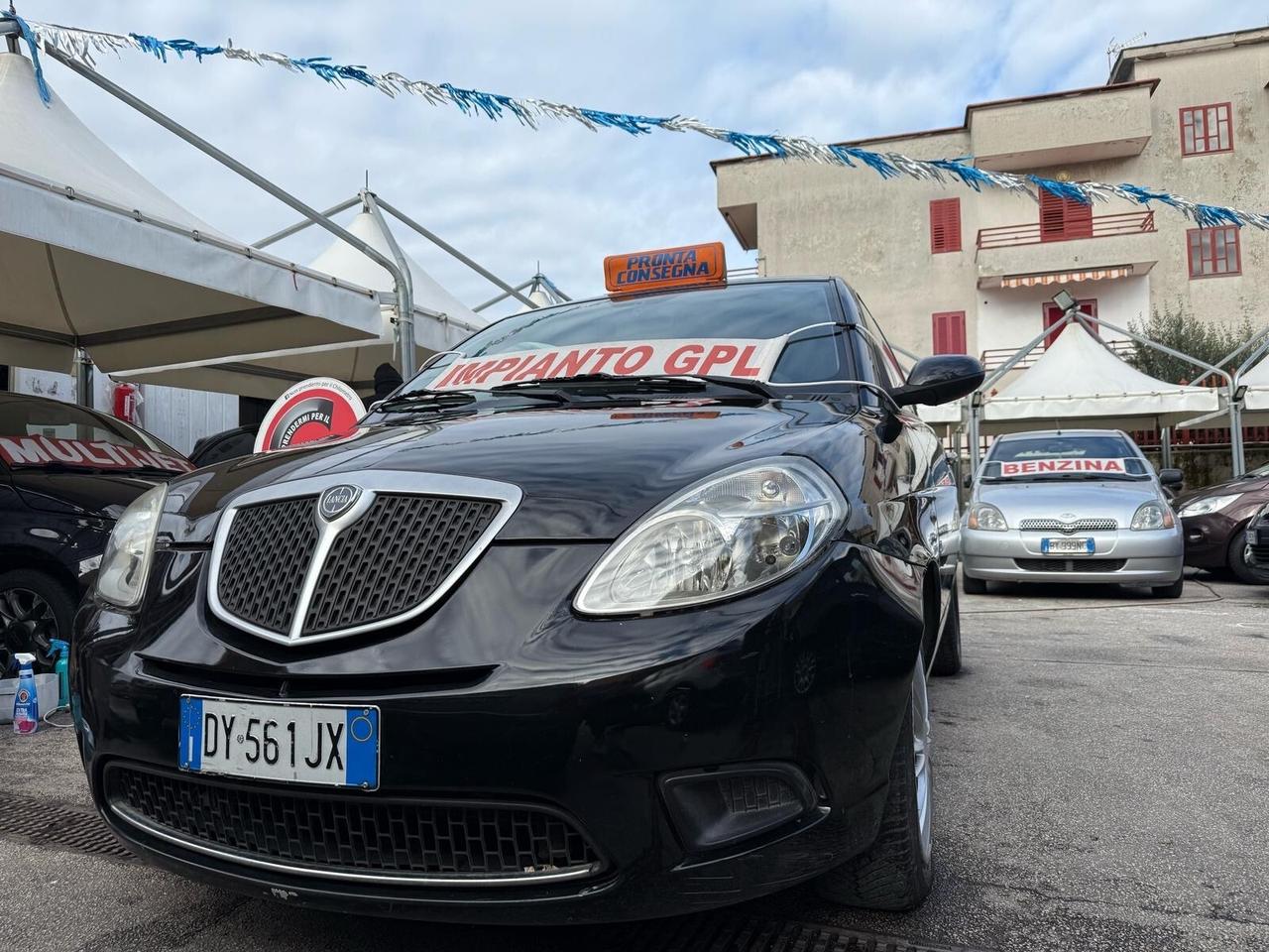 Lancia Ypsilon 1.4 benzina-GPL 2010 182,000Km