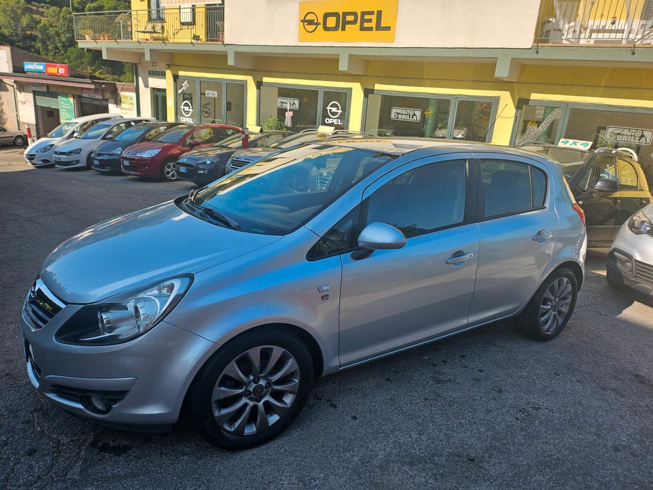 Opel Corsa 1.3 CDTI 75CV 143.000km 2011