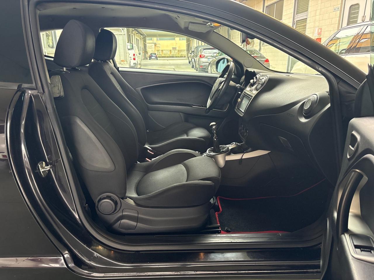 Alfa Romeo MiTo 1.3 JTDm-2 S&S Distinctive Sport Pack