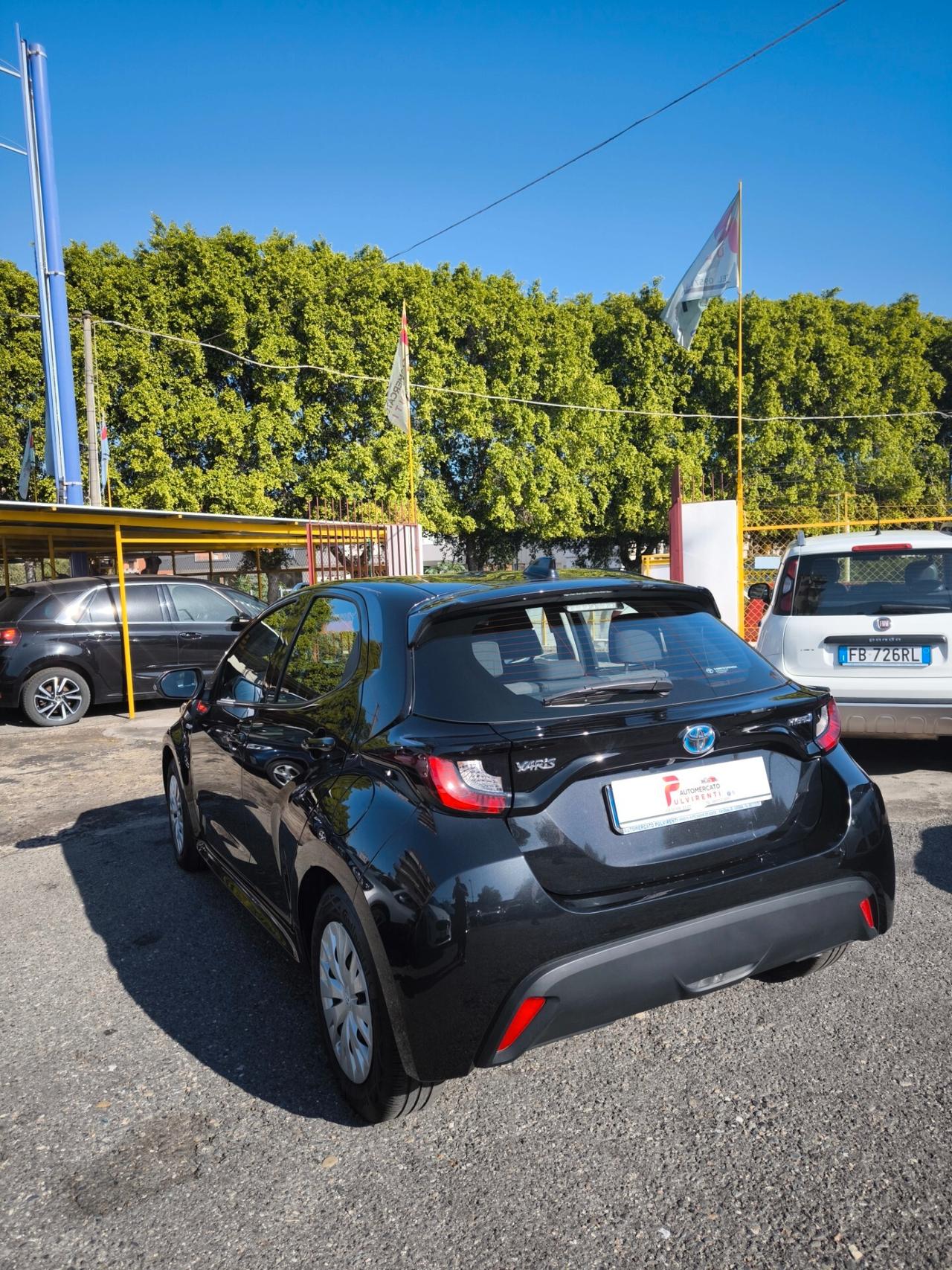 Toyota Yaris 1.5 Hybrid 5 porte Business