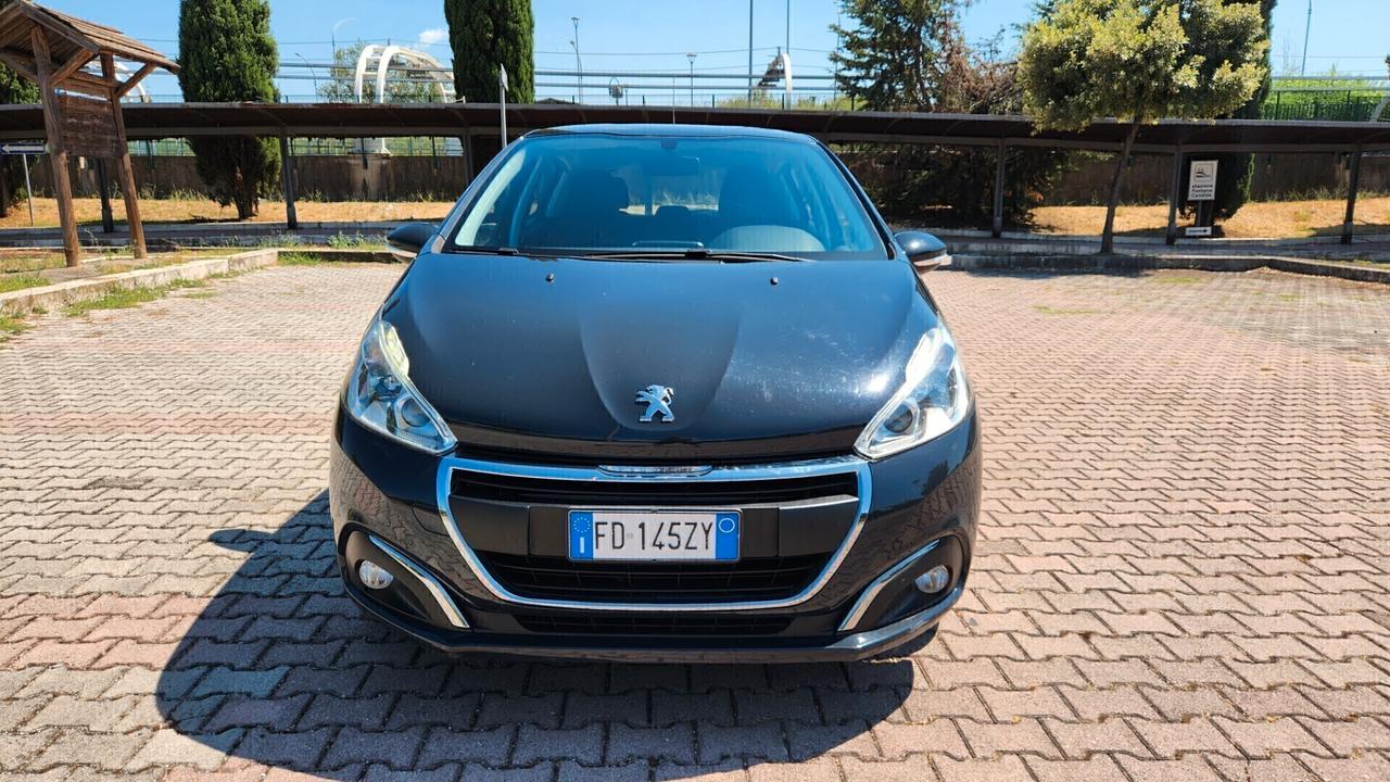 Peugeot 208 PureTech 82 5 porte Allure