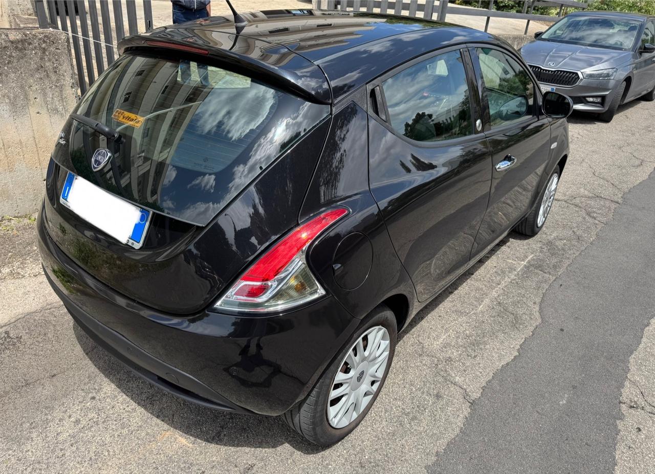 Lancia Ypsilon 1.2 GPL - SOLO 92.000 KM - 2015