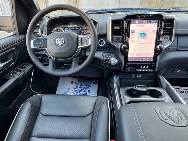 Dodge RAM Laramie Night Edition