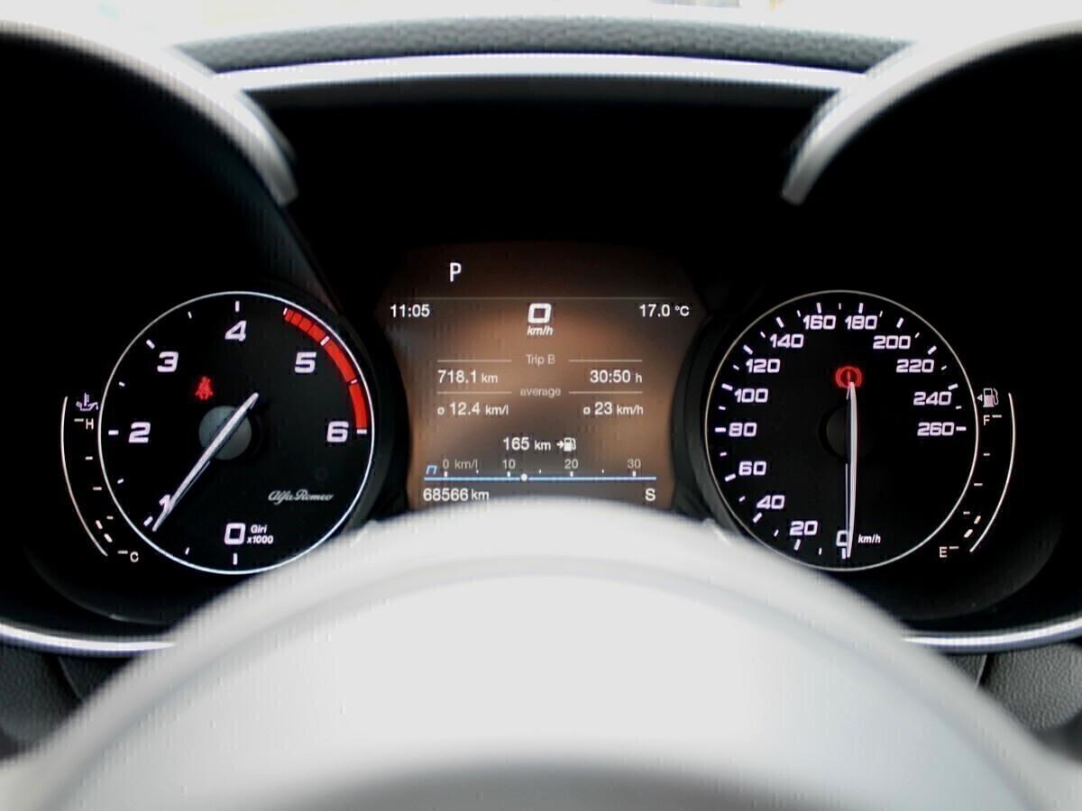 Alfa Romeo Giulia 2.2 Turbodiesel 160 CV AT8 Business