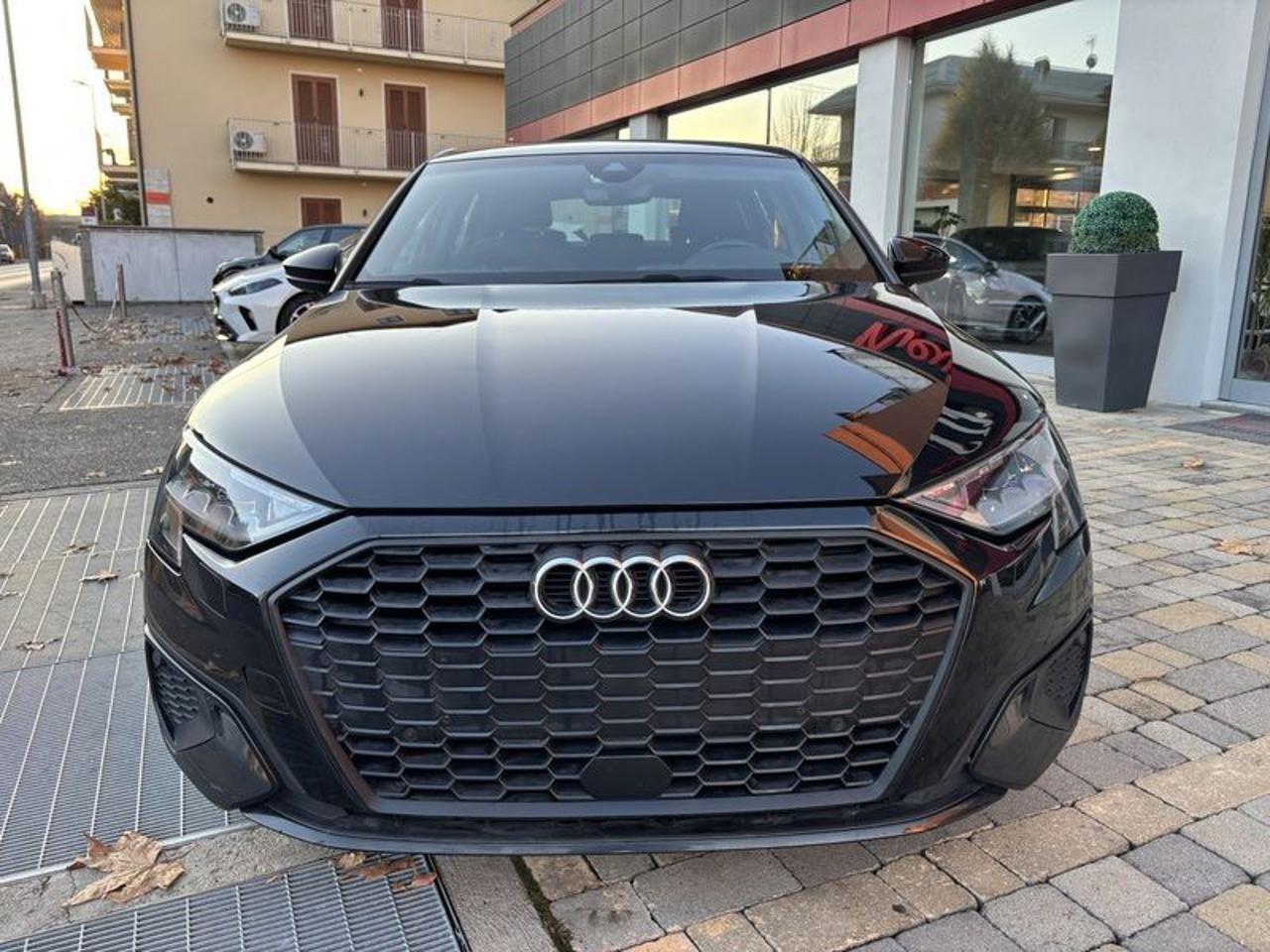Audi A3 SPB 30 TDI S tronic Business LED-NAVI