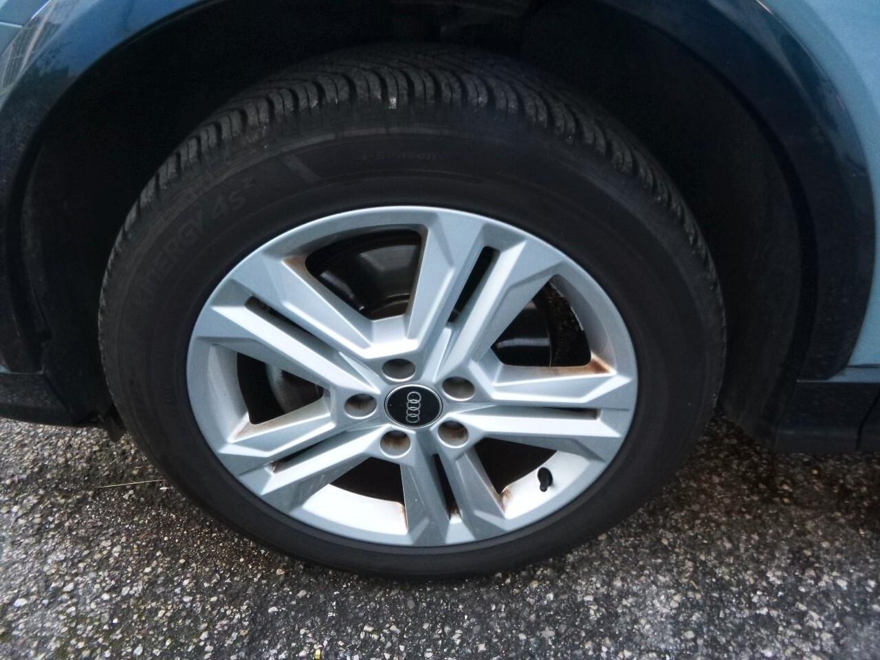 Audi Q2 35 TDI quattro S tronic Identity Black