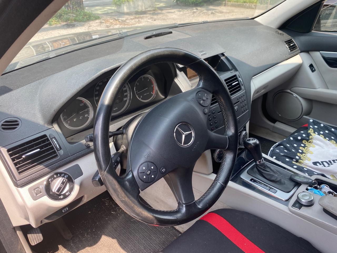 Mercedes-benz C 220 170 cavalli