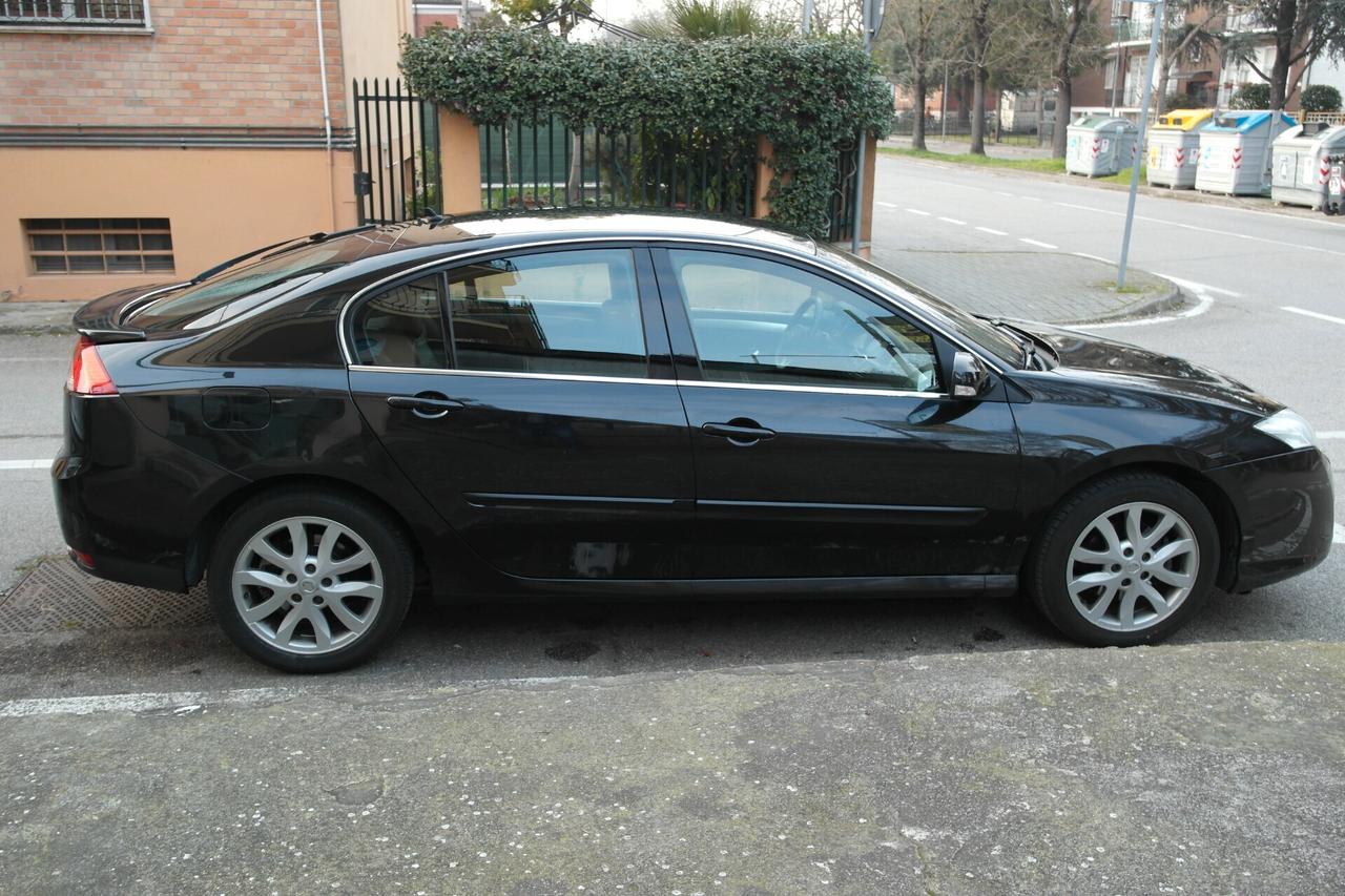 Renault Laguna 2.0 dCi 180CV Initiale
