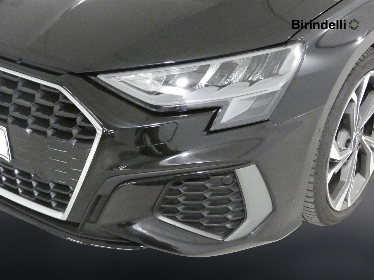AUDI A3 4ª serie - A3 Sedan 35 TDI S tronic S line edition