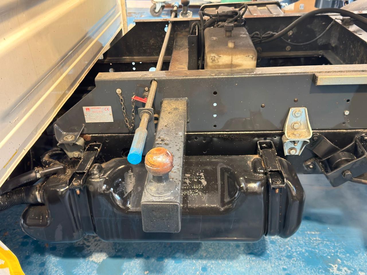 Iveco Daily 35/E4 – Ribaltabile Trilaterale – Euro 4