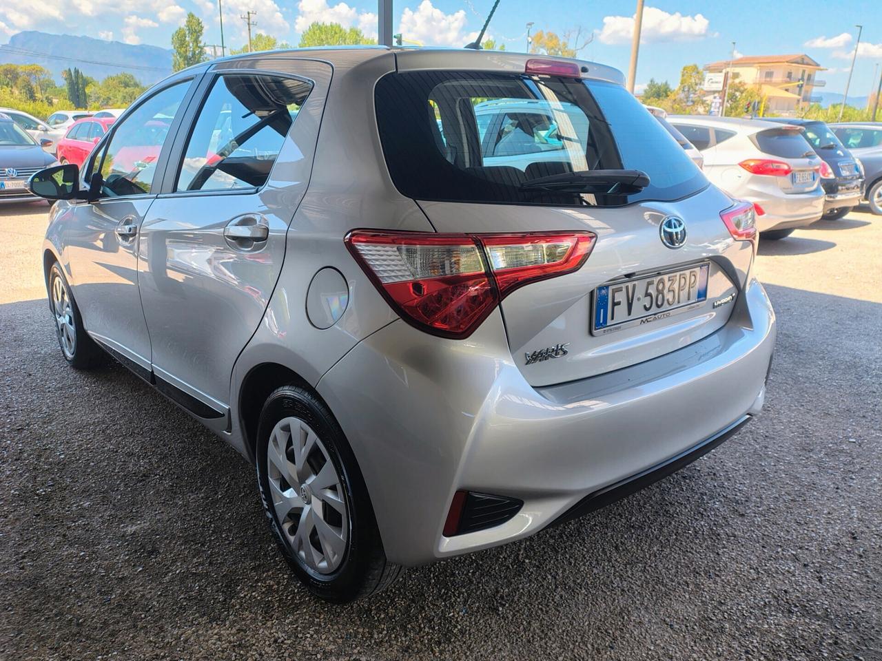 Toyota Yaris 1.5 Hybrid 5 porte Active