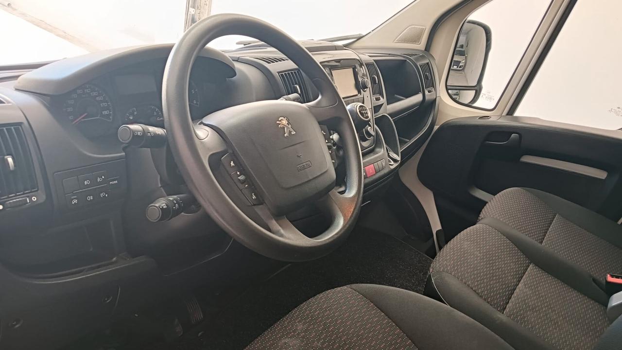 Peugeot Boxer 335 2.2 BlueHDi 140 S&S PLM-TA Furgone