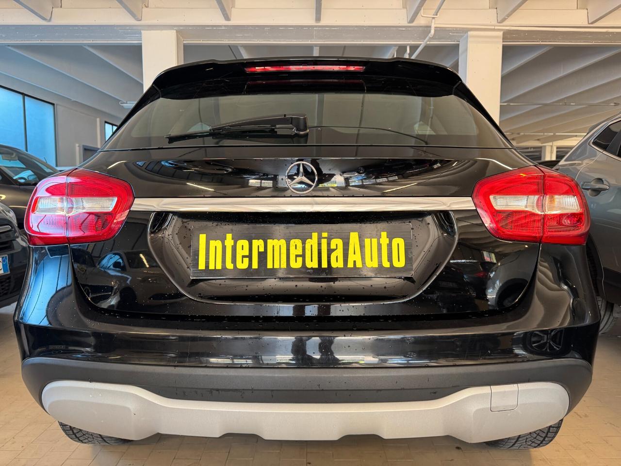 Mercedes-benz GLA 180 d executive 7g-dct