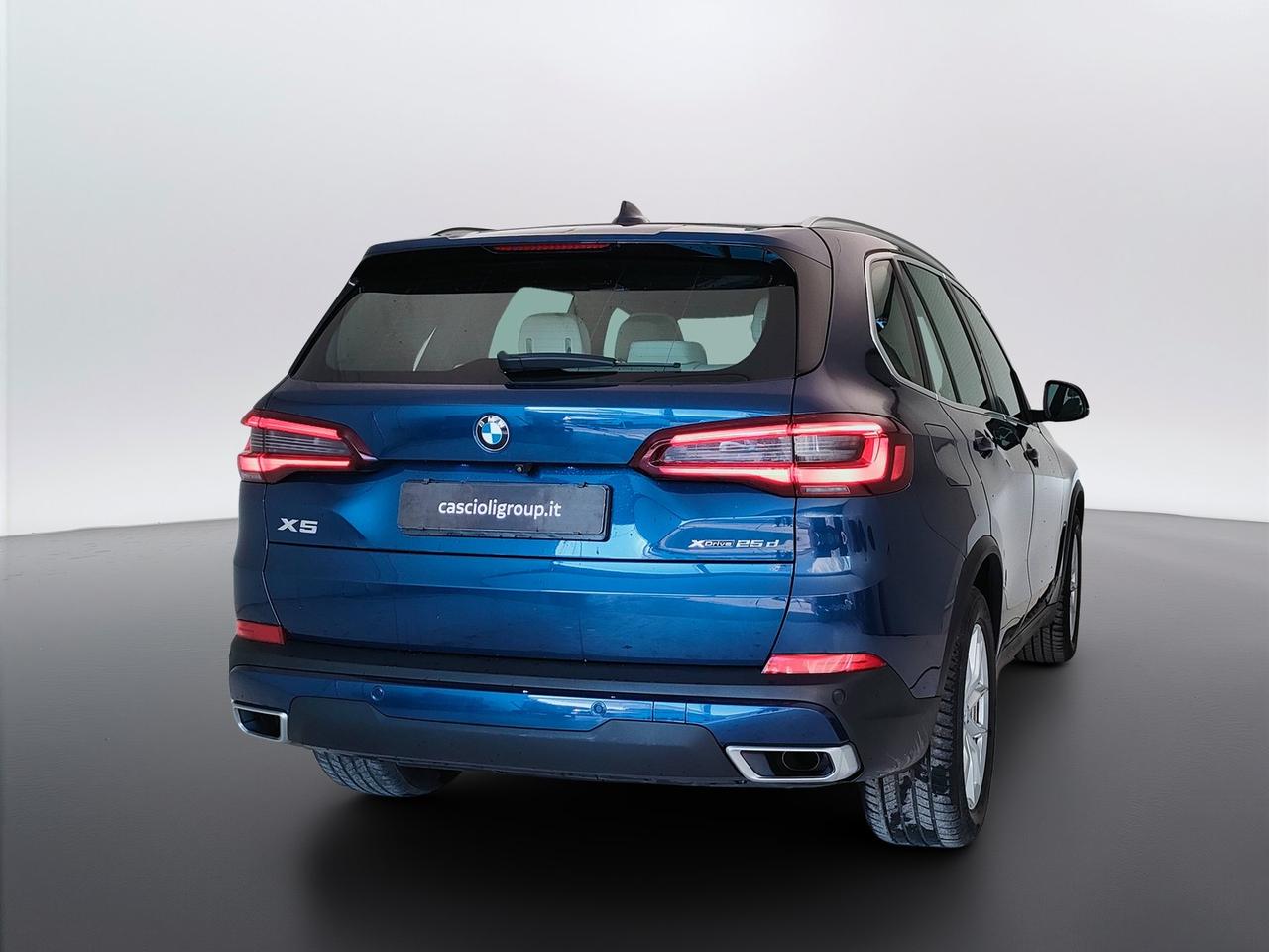 BMW X5 G05 2018 - X5 xdrive25d Business auto