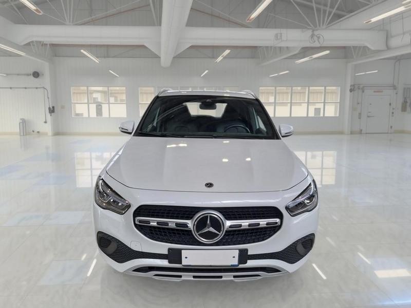 MERCEDES-BENZ GLA 250 E PLUG-IN HYBRID AUTO SPORT CROSSOVER