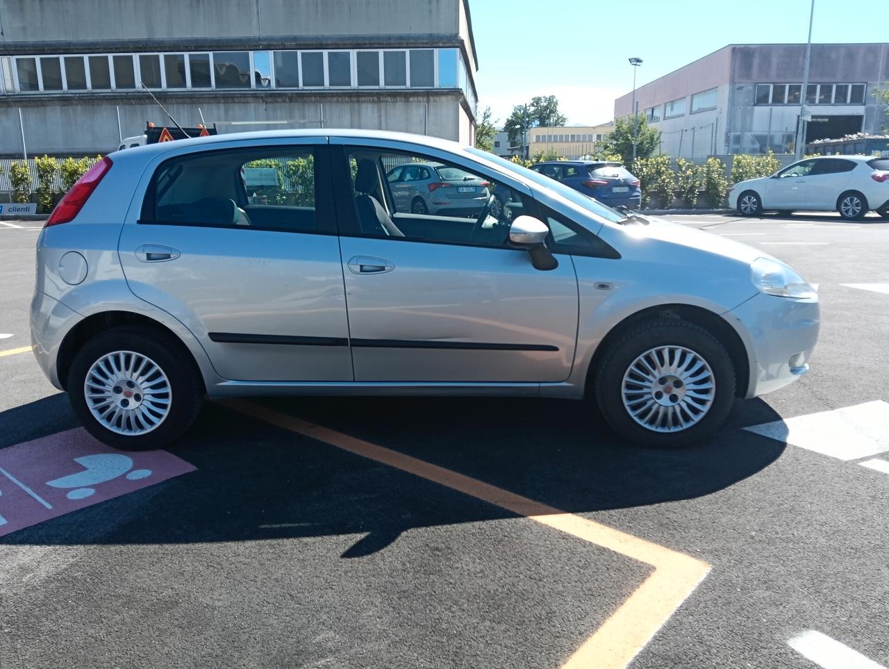 Fiat Grande Punto 1.4 5 porte Dynamic Natural Power