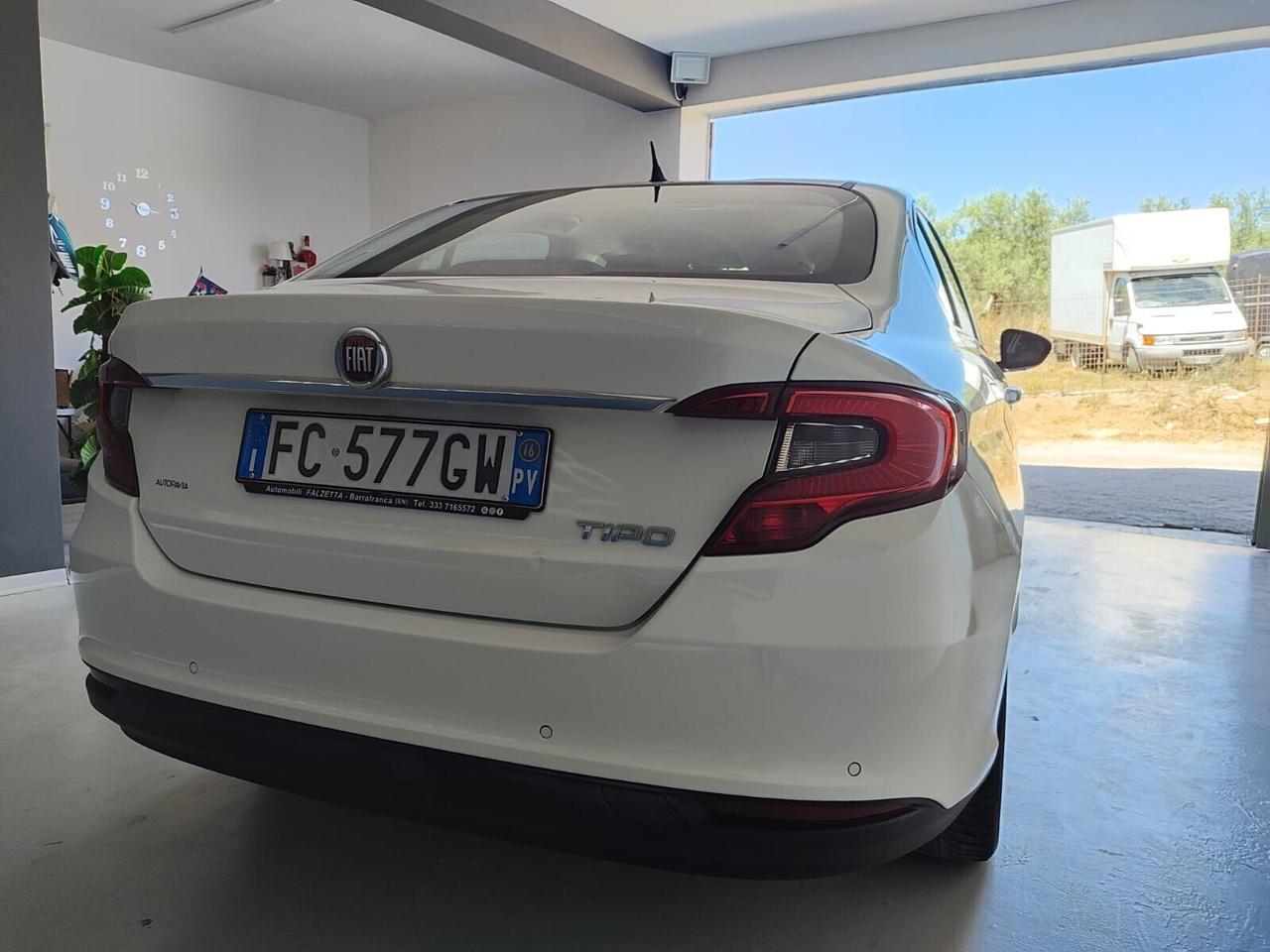 Fiat Tipo 1.6 Mjt 4 porte Lounge