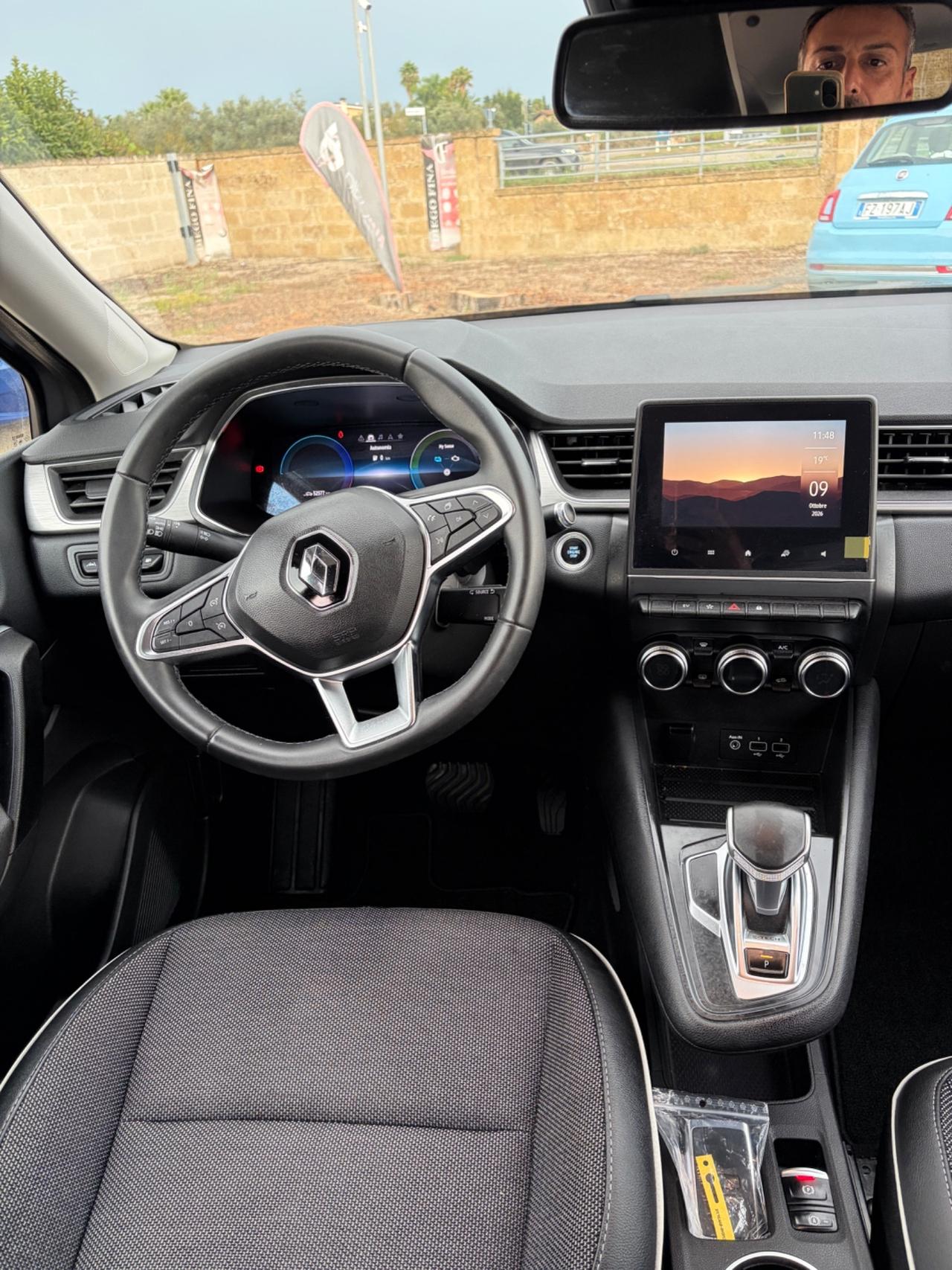 Renault Captur Plug-in Hybrid E-Tech Strafull !!!