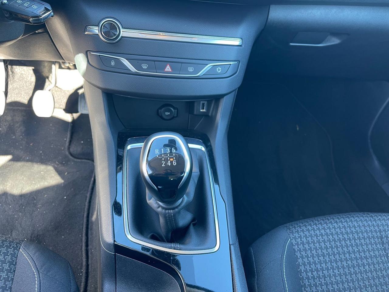 Peugeot 308 1.5 Blue HDI 100 Active #10305