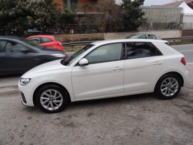 AUDI A1 citycarver 25 TFSI