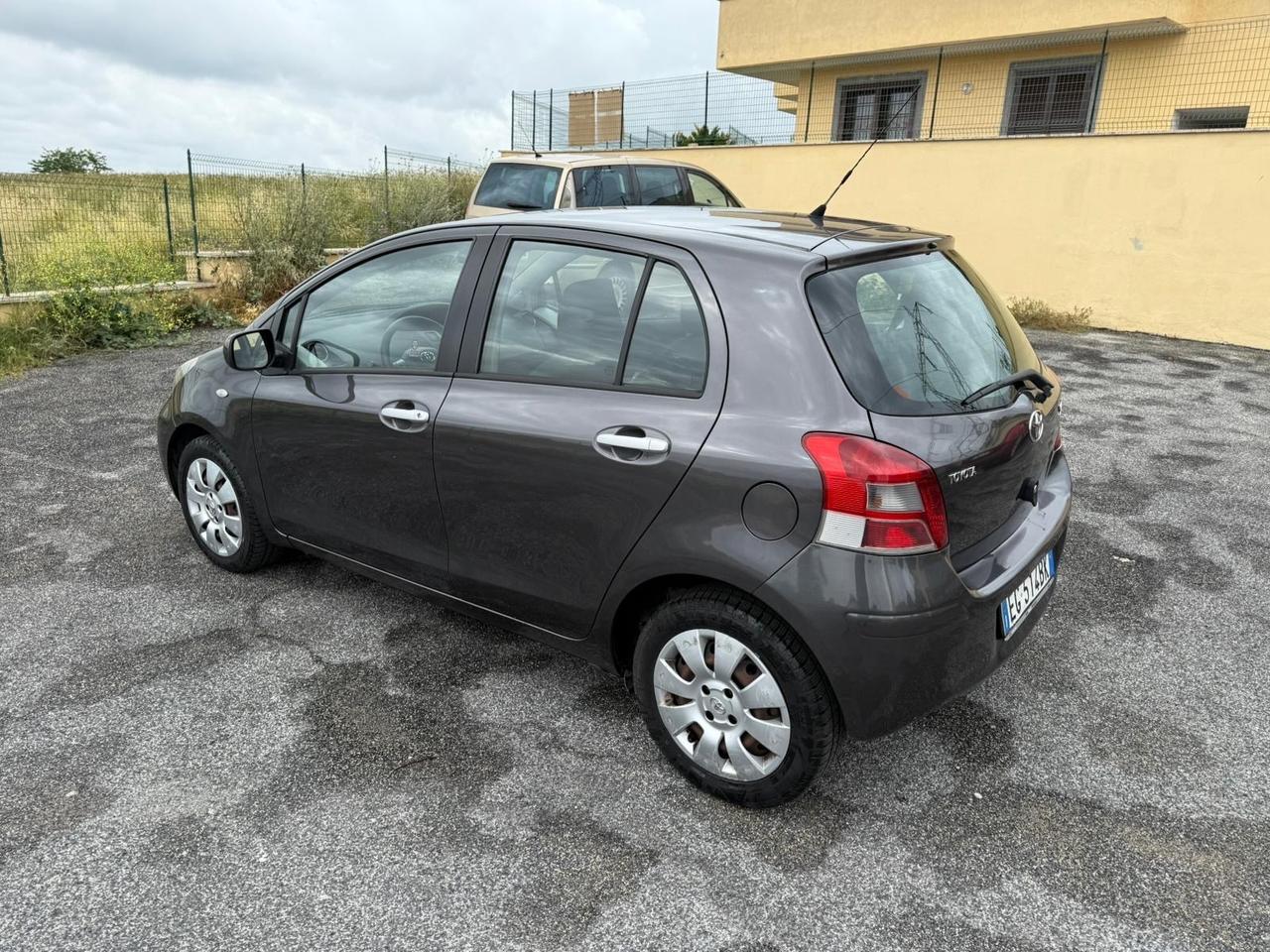 Toyota Yaris 1.4 D-4D DPF 5 porte Sol