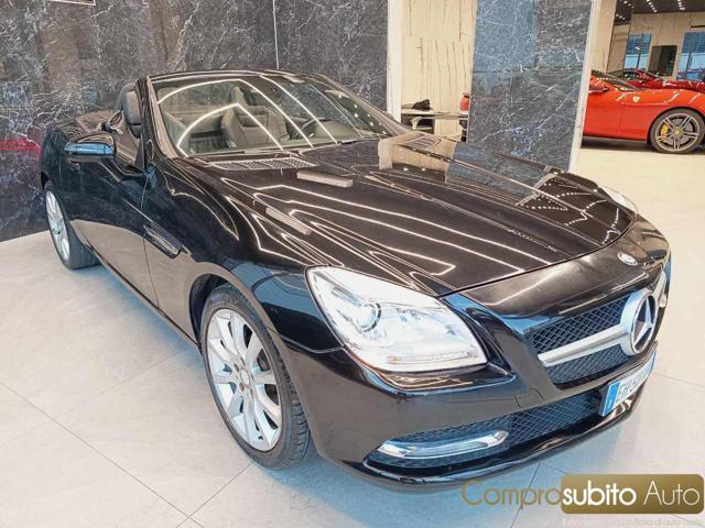 MERCEDES-BENZ SLK 200 CGI Edition1