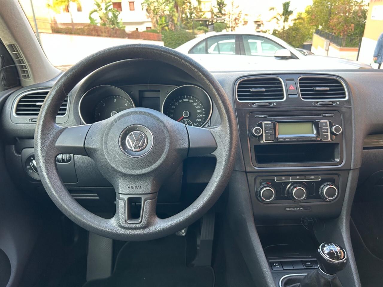 Volkswagen Golf 1.6 TDI garanzia 12 mesi