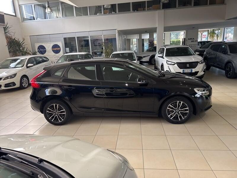 Volvo V40 D2 Geartronic Business Plus