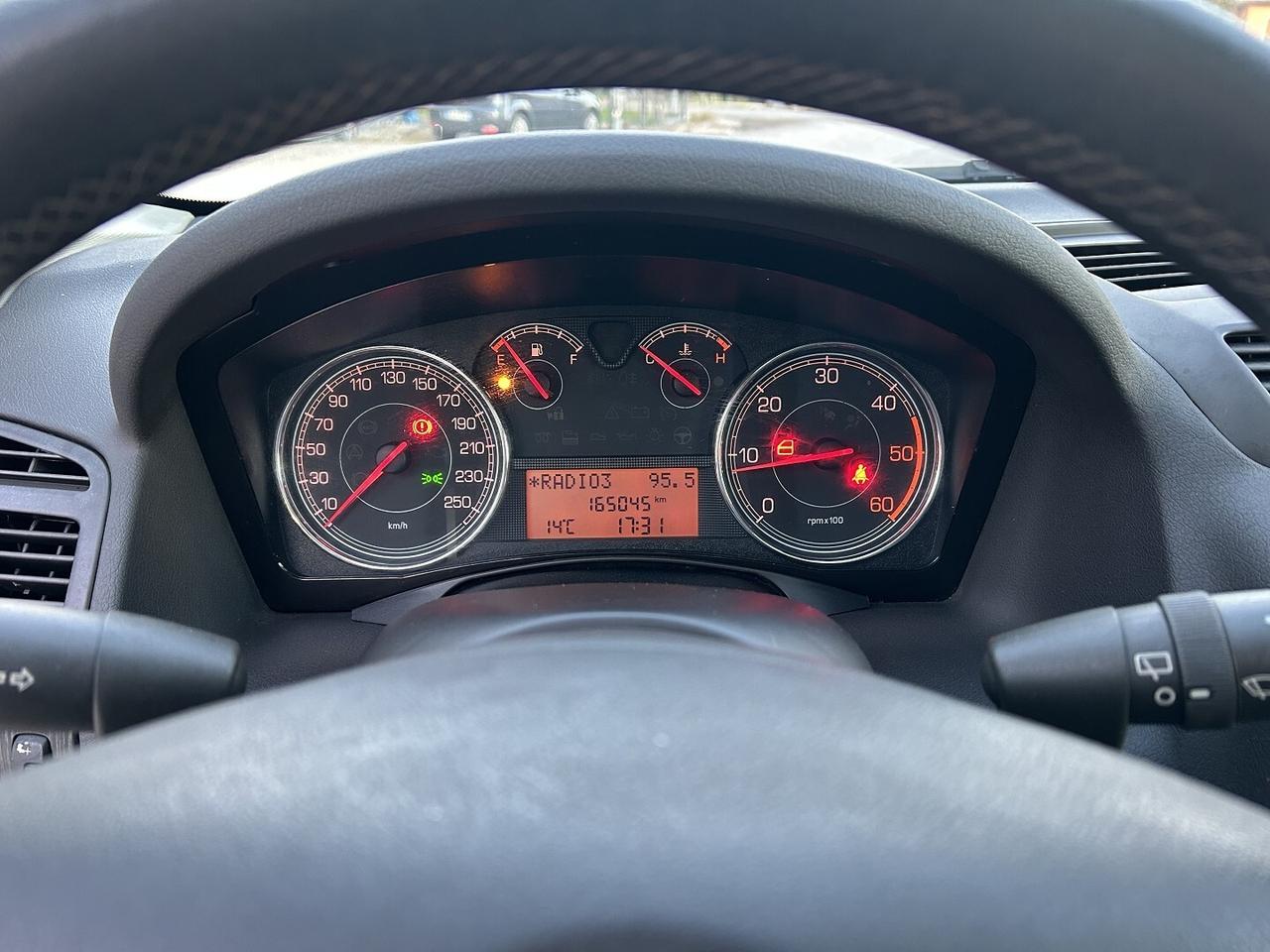 FIAT CROMA 1.9JTD 150CV MUST FULL