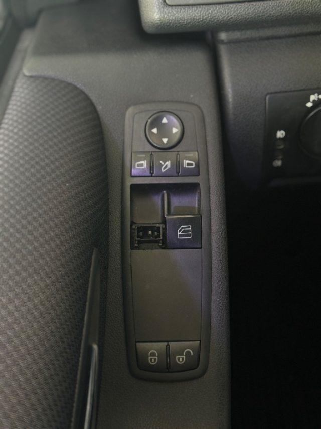 MERCEDES-BENZ A 160 BlueEFFICIENCY Coupé Special Edition