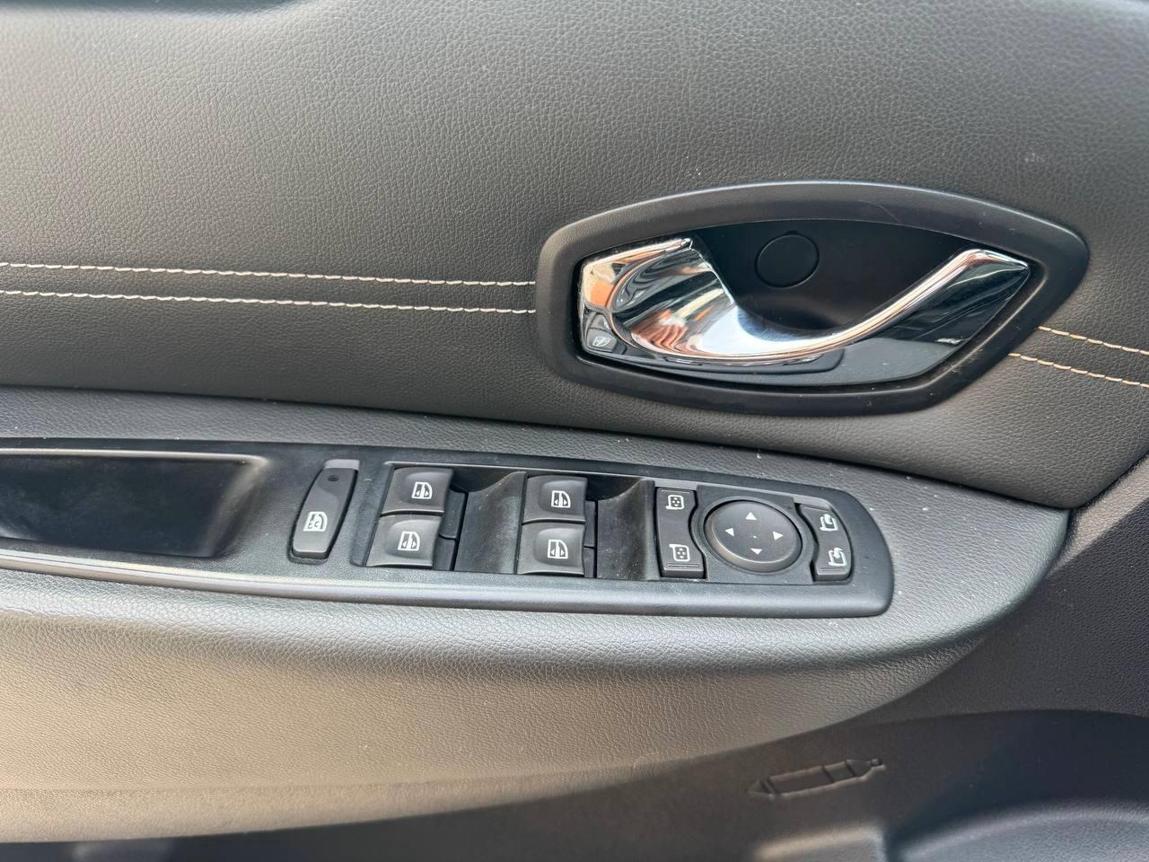 Renault Scenic Scénic X-Mod 1.5 dCi 110CV EDC Dynamique