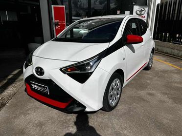TOYOTA Aygo Connect 1.0 VVT-i 72 CV 5 porte x-clusiv