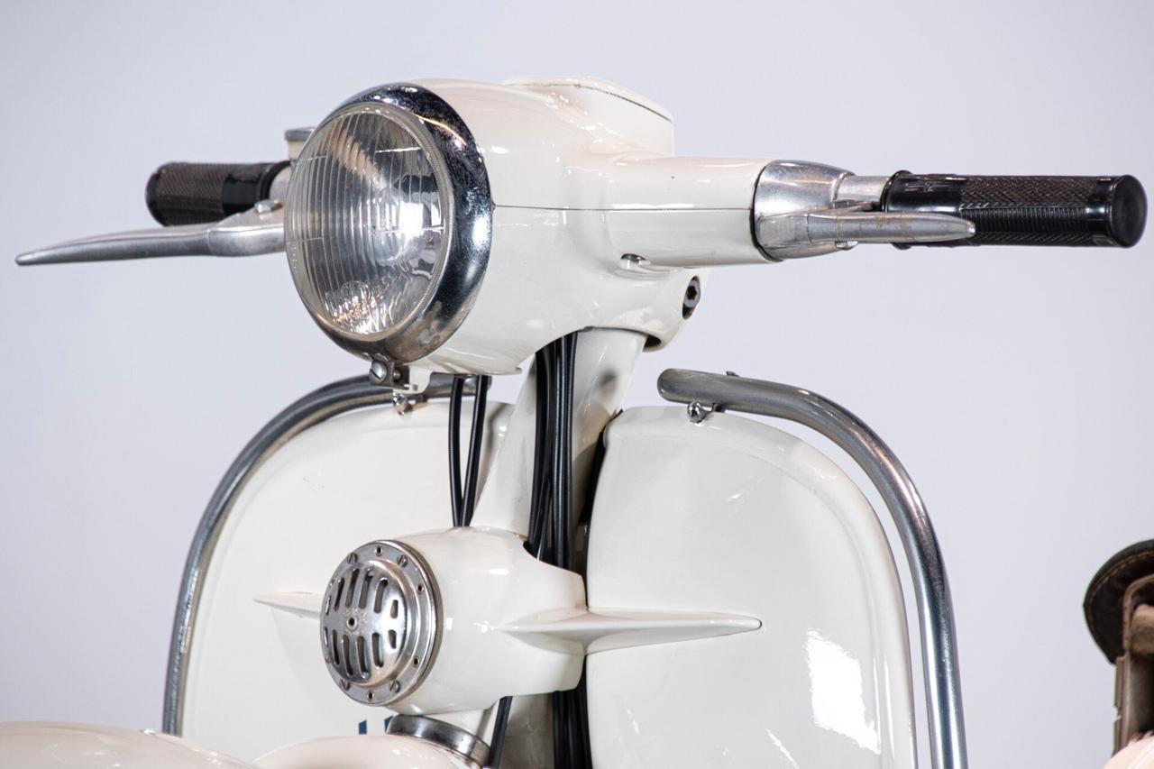 Aermacchi Zeffiro 125