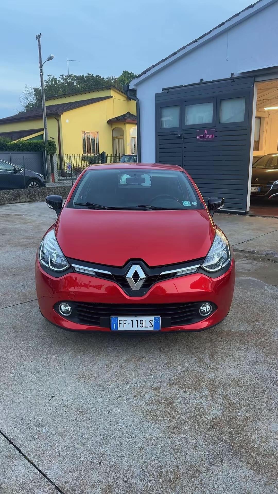 Renault Clio TCe 12V 90CV Start&Stop 5 porte Energy Intens
