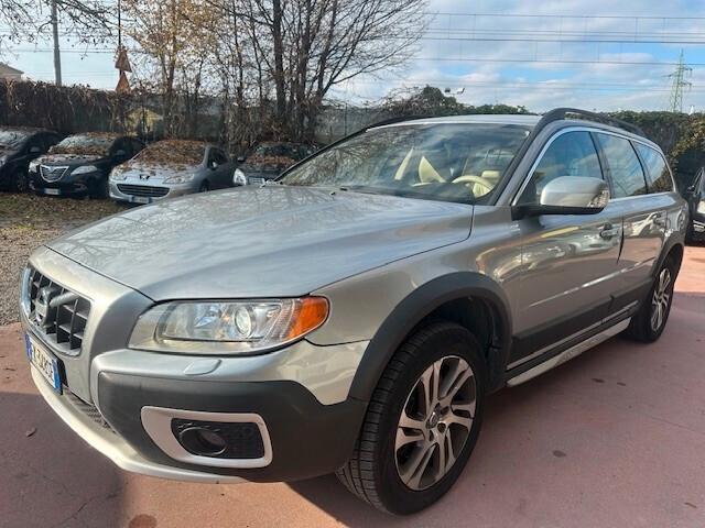 Volvo XC 70 XC70 D5 AWD Momentum, AUTOMATICA!!!