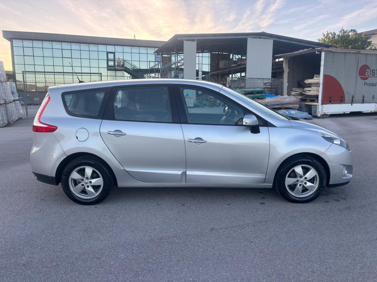 Renault Scenic Scénic XMod 1.5 dCi 110CV Start&Stop Live