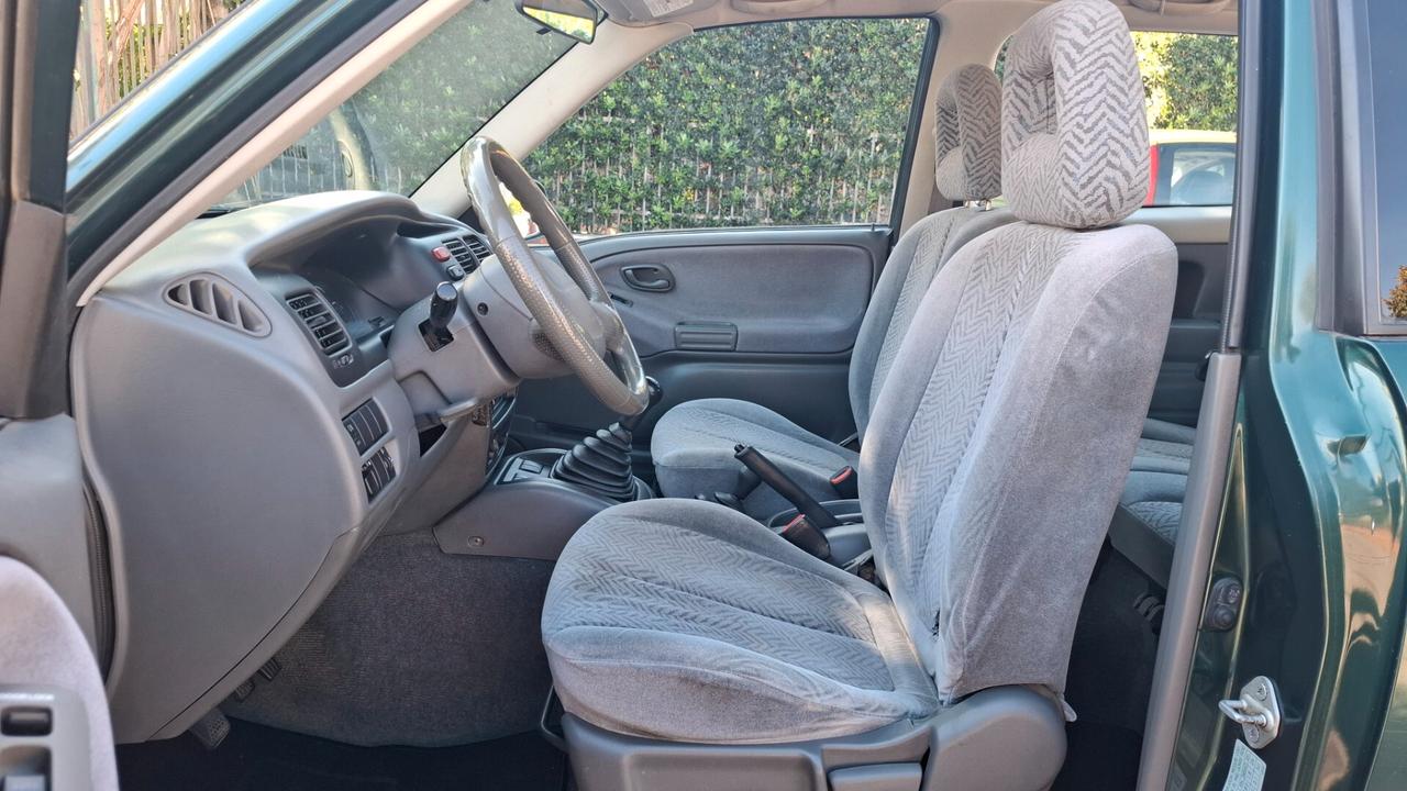 Suzuki Grand Vitara 1.6i 16V cat 3 porte